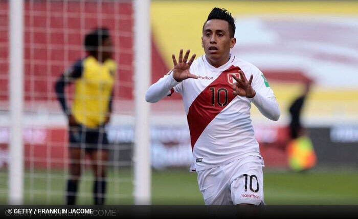 Cueva, ex-São Paulo e Santos, se aproxima do Boca Juniors