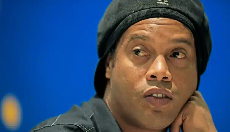 Ronaldinho Gaúcho não comparece à reunião de CPI por envolvimento em esquema ilegal de criptomoedas e justiça se irrita com postura